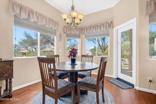 1472 W Cathedral Way, Tucson, AZ 85737