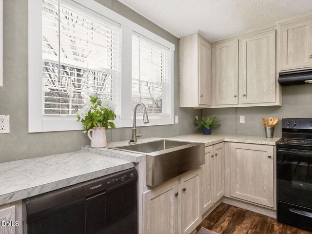 323 Aquilla Road Unit Z, Benson, NC 27504