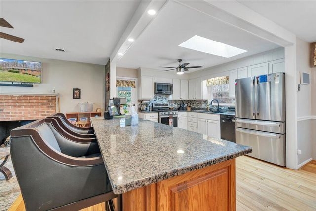 318 Fairfield LN, Troutville, VA 24175