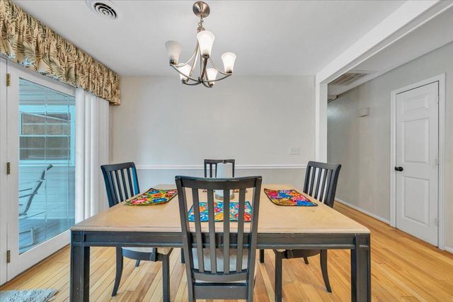 318 Fairfield LN, Troutville, VA 24175