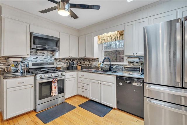318 Fairfield LN, Troutville, VA 24175
