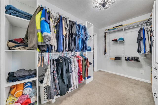 318 Fairfield LN, Troutville, VA 24175