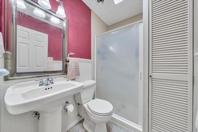318 Fairfield LN, Troutville, VA 24175