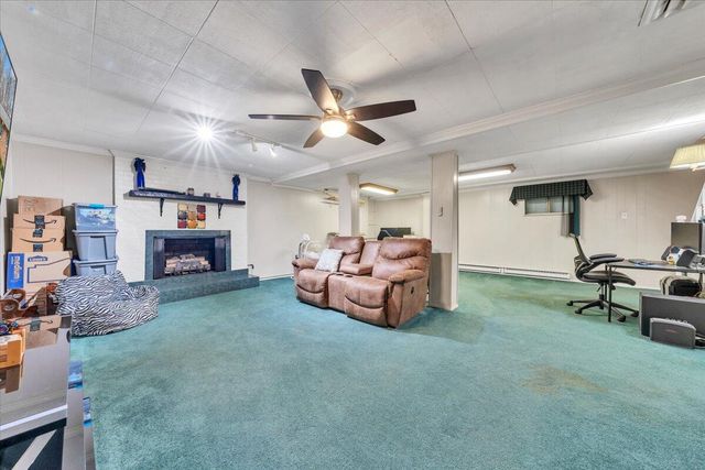 318 Fairfield LN, Troutville, VA 24175
