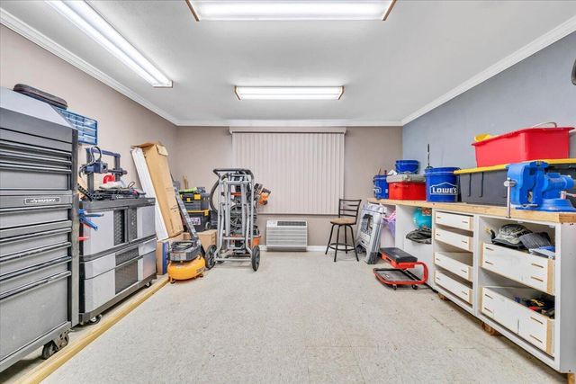 318 Fairfield LN, Troutville, VA 24175