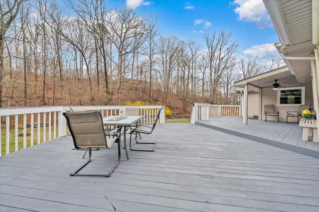 318 Fairfield LN, Troutville, VA 24175
