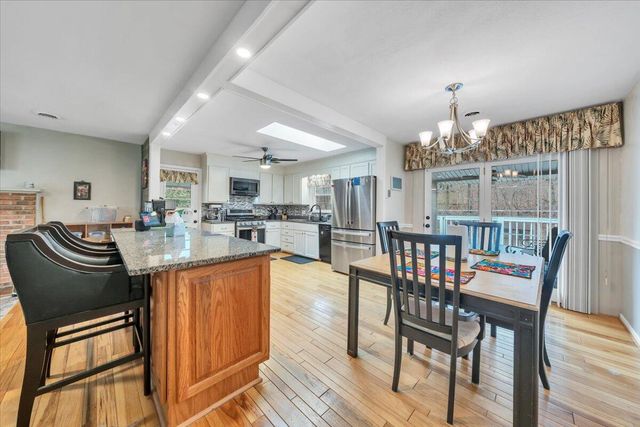 318 Fairfield LN, Troutville, VA 24175