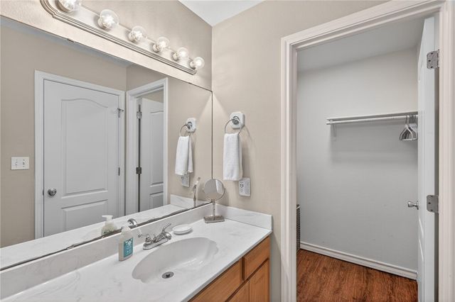 14202 Encantada Ave 401, Corpus Christi, TX 78418