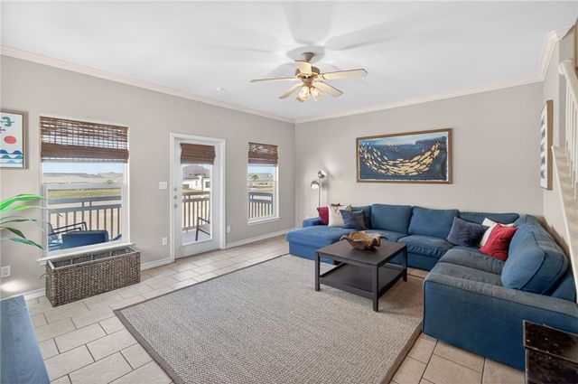 14202 Encantada Ave 401, Corpus Christi, TX 78418