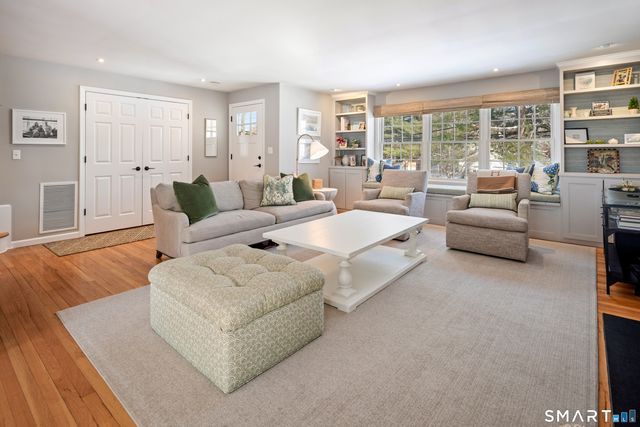 171 Raymond Street, Darien, CT 06820