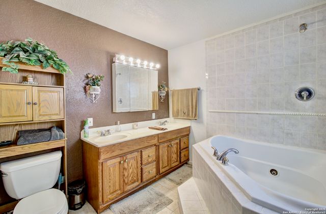 6248 Yorkshire, Spring Branch, TX 78070
