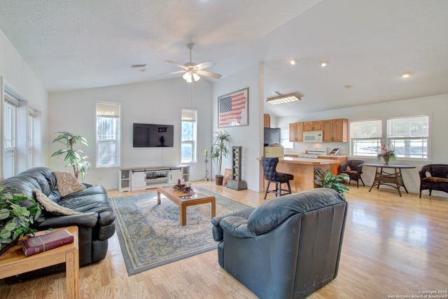 6248 Yorkshire, Spring Branch, TX 78070