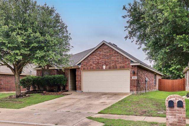 12025 Rowsley Lane, Burleson, TX 76028