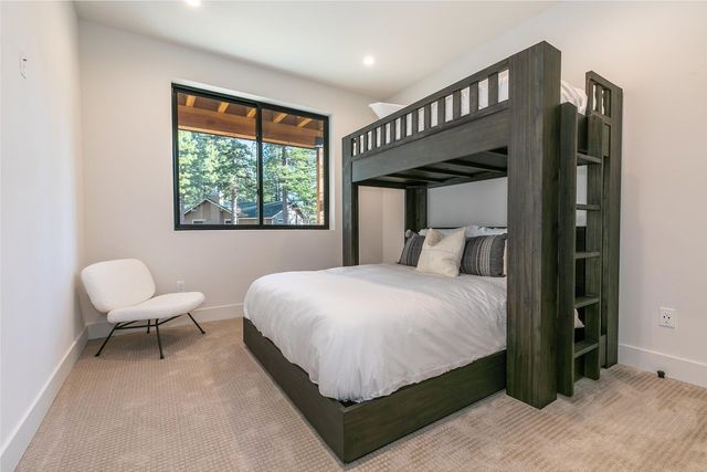 325 Woodridge Circle, Incline Village, OH 89451