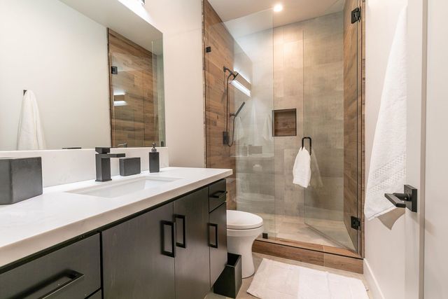 325 Woodridge Circle, Incline Village, OH 89451