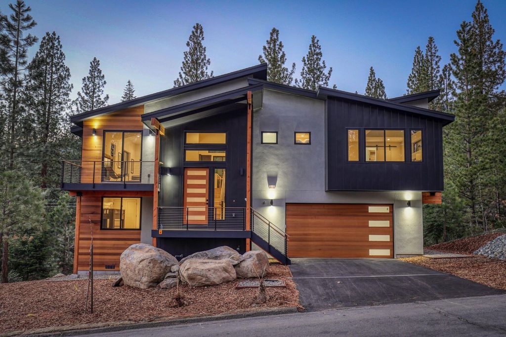 325 Woodridge Circle, Incline Village, OH 89451