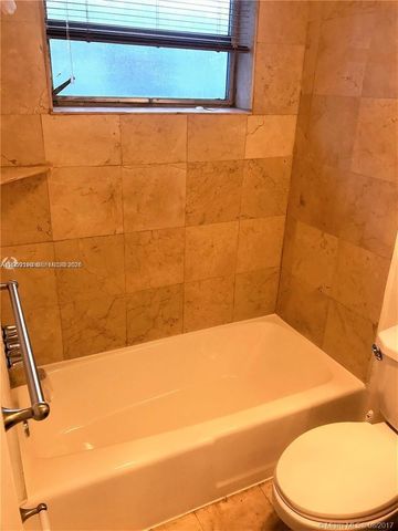 2236 Jackson St 8, Hollywood, FL 33020