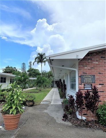 2236 Jackson St 8, Hollywood, FL 33020