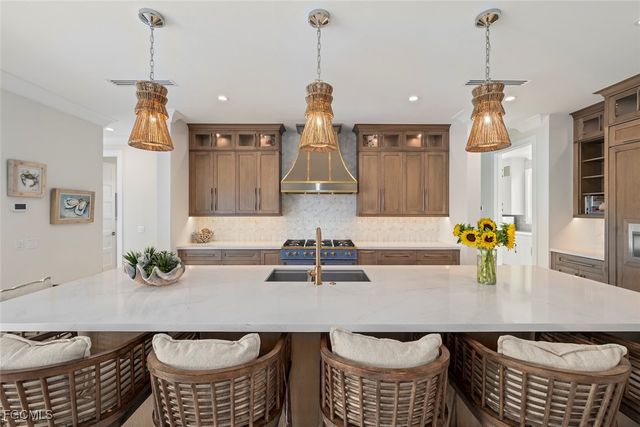 1332 Eagle Run DR, Sanibel, FL 33957