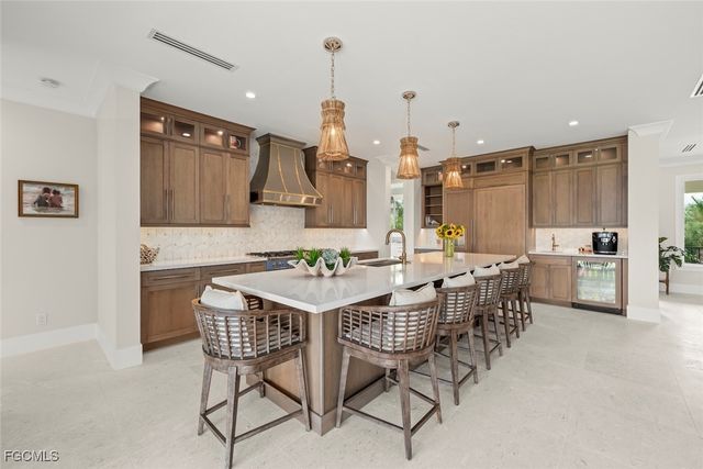 1332 Eagle Run DR, Sanibel, FL 33957