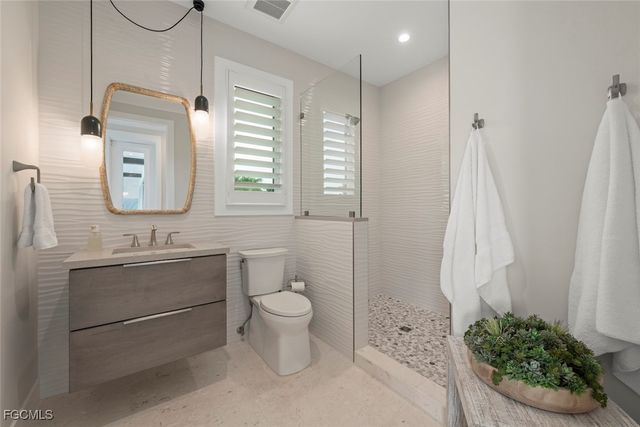 1332 Eagle Run DR, Sanibel, FL 33957