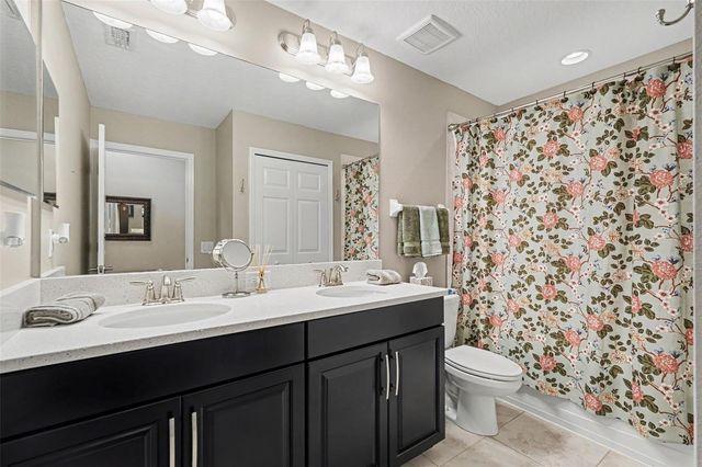 30329 SOUTHWELL LANE, Wesley Chapel, FL 33543