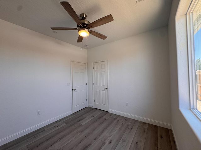 474 W Windsor Avenue, Clovis, CA 93612