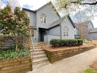 210 Lindell Road E, Greensboro, NC 27403