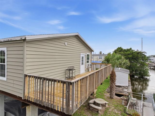 6839 CURLEW LANE, Hudson, FL 34667