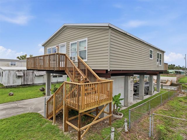 6839 CURLEW LANE, Hudson, FL 34667