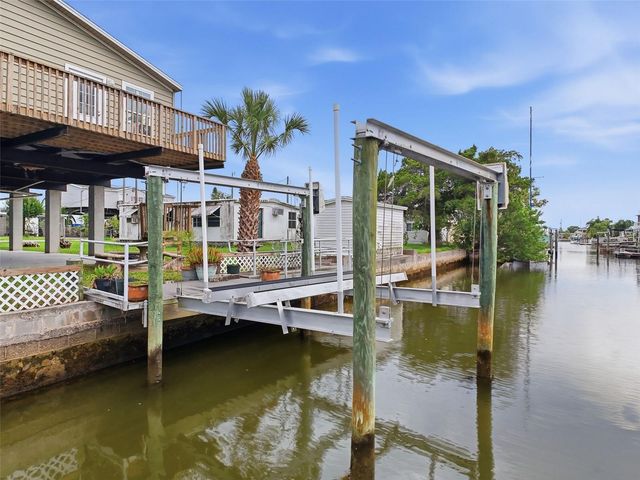 6839 CURLEW LANE, Hudson, FL 34667