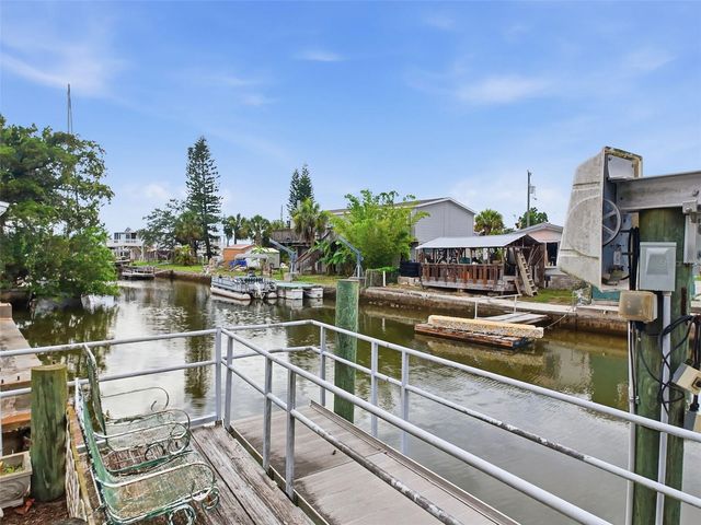 6839 CURLEW LANE, Hudson, FL 34667