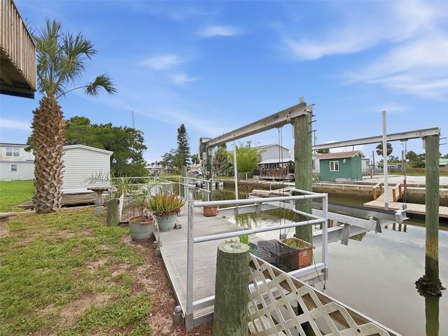 6839 CURLEW LANE, Hudson, FL 34667