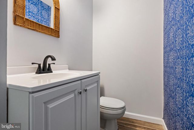 2504 GREENWOOD DR, Lindenwold, NJ 08021