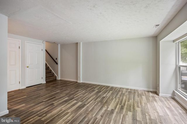 2504 GREENWOOD DR, Lindenwold, NJ 08021