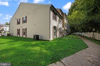 2504 GREENWOOD DR, Lindenwold, NJ 08021