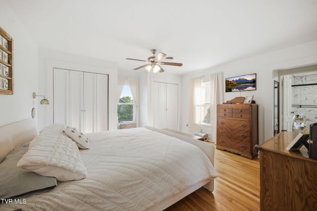 250 Five Oaks Road, Jonesborough, TN 37659