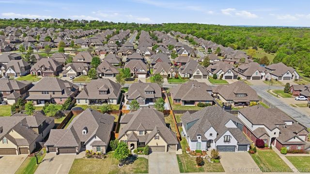 4716 S 167th East Place, Tulsa, OK 74134