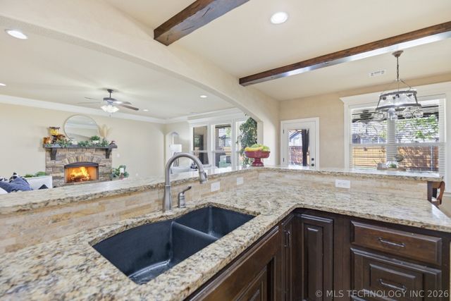 4716 S 167th East Place, Tulsa, OK 74134