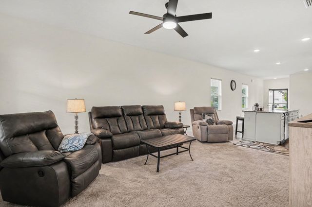 161 Linares St., Loris, SC 29569