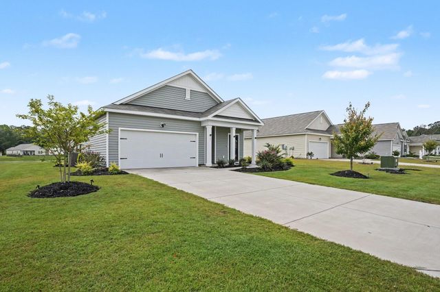 161 Linares St., Loris, SC 29569
