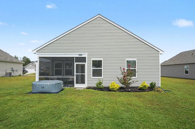 161 Linares St., Loris, SC 29569