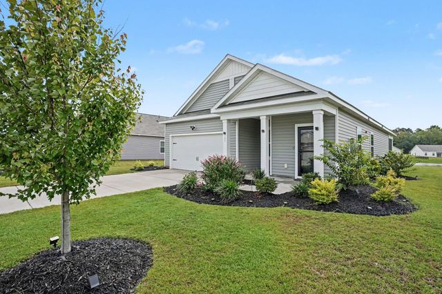 161 Linares St., Loris, SC 29569