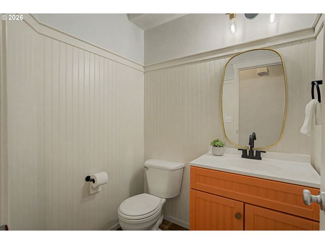 20760 Sw ROSEMOUNT St, Beaverton, OR 97078