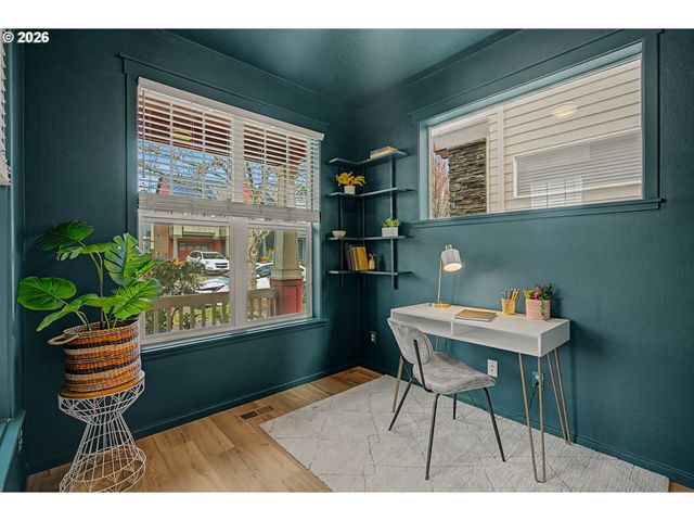 20760 Sw ROSEMOUNT St, Beaverton, OR 97078