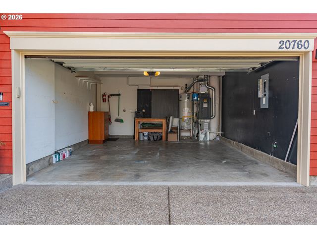 20760 Sw ROSEMOUNT St, Beaverton, OR 97078