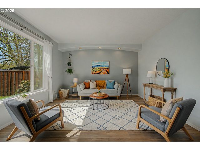 20760 Sw ROSEMOUNT St, Beaverton, OR 97078