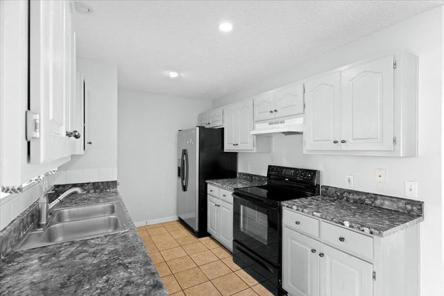 942 John Wayne Circle, Fort Walton Beach, FL 32547