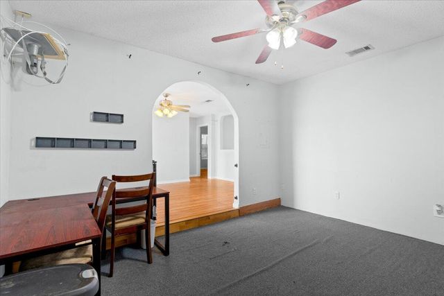 942 John Wayne Circle, Fort Walton Beach, FL 32547