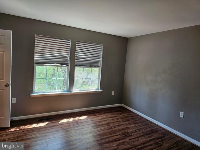 136 CHECKO, Martinsburg, WV 25401